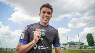Ex-goleiro do Coritiba vive apreensão após guerra entre Irã e Israel