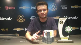 Circuito Resenha do Poker 2020 começa com público recorde e jovem campeão de 20 anos