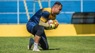 Paraná contrata goleiro veterano para tentar resolver crise na meta