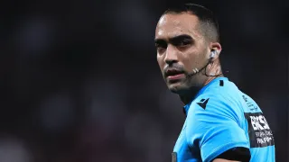 Corinthians x Athletico: Árbitro dá bronca em VAR durante lance polêmico