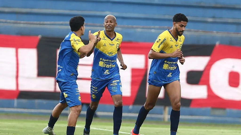 vinicius-kiss-andraus-athletico