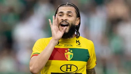 Ex-artilheiro do Coritiba fecha com clube do Vietnã
