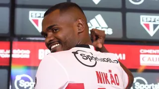Ex-Athletico, Nikão fala da chance de jogar no São Paulo: “Não pensei duas vezes”