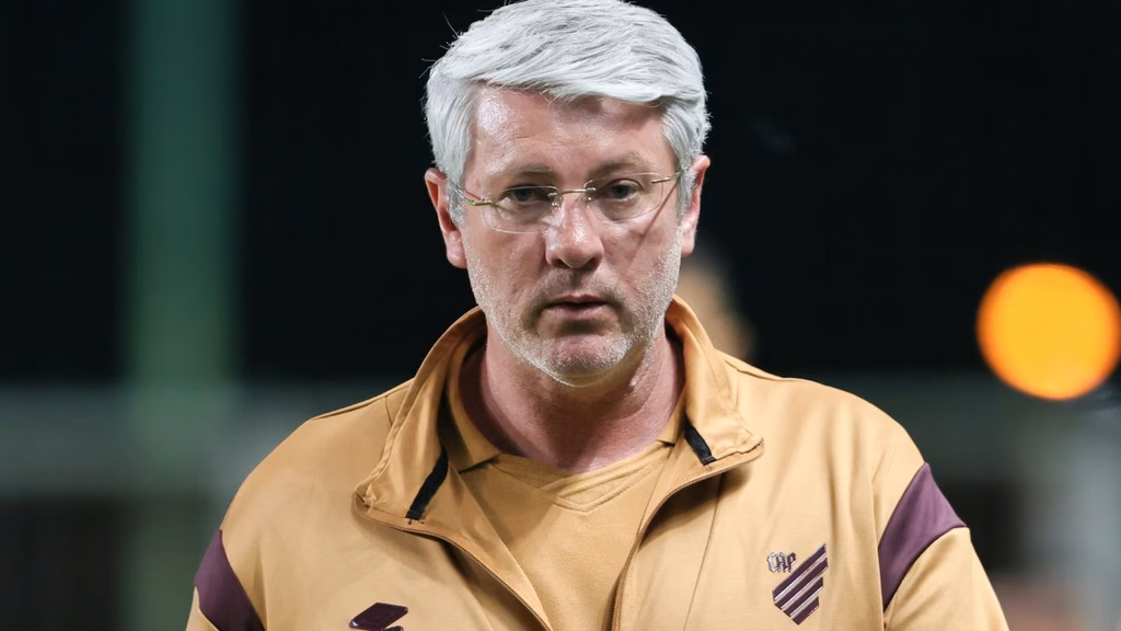 athletico técnico odair hellmann série b