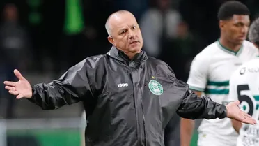 Auxiliar e ex-interino do Coritiba, James Freitas pede para deixar clube