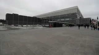 Por que a loja da Havan na Arena da Baixada ainda não saiu do papel?
