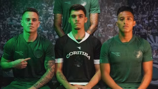 Coritiba lança novo uniforme número 3; veja fotos e valores