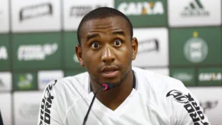 Ex-Coritiba tem prisão decretada por dívida milionária