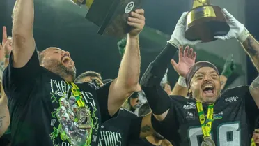 Coritiba Crocodiles completa missão por irmãos perdidos em acidente e vence tetra do Brasil Bowl