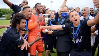 Pérolas Negras: o clube que nasceu de uma ONG no Haiti enfrenta o Paraná