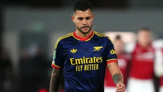 Bruno Guimarães revive trauma em vexame do Arsenal