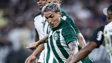 Torcida atrasada e desfile de Josué: os bastidores da vitória histórica do Coritiba