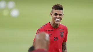 Athletico tem a volta de Nikão e outras duas peças contra o Fluminense