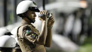 Torcedor do Paraná cobra data do clássico no Twitter e Federação responsabiliza PM