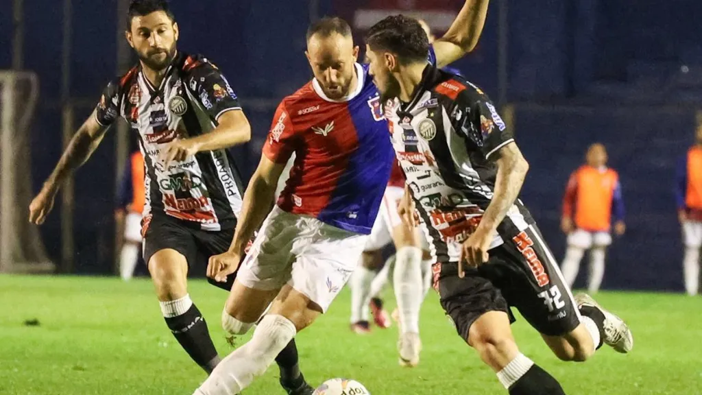 diego-tavares-parana-operario