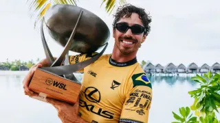 Para que time torce Yago Dora, campeão mundial de surfe?