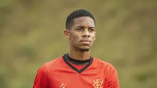 Acusado de calote pelo Vitória, Athletico diz que contratou atleta sem contrato