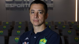 Ex-Athletico é anunciado como novo técnico de clube da Série B