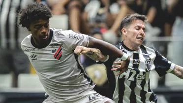 Técnico do Athletico se irrita com erros e faz balanço da campanha no Brasileirão