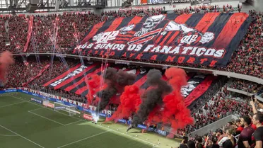 Athletico troca escudo do Coritiba em provocação antes do Atletiba 400