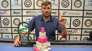 Campeão da etapa inicial do Paranaense de poker admite: “estudo fez a diferença”
