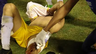 Surreal! PM dispara tiro em goleiro após jogo em GO; veja o vídeo