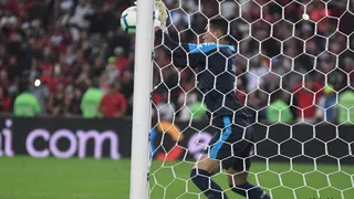 Com dois titulares remanescentes, Athletico busca repetir história no Maracanã