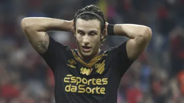 Athletico bombardeia o Fortaleza, mas só empata e segue sem vencer na Ligga Arena