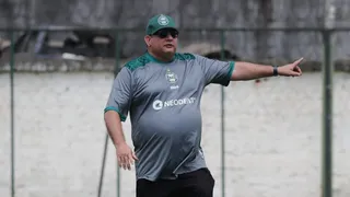 SAF e diretoria decidem por permanência de Guto Ferreira no Coritiba