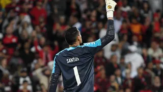 Irmã de Santos não pôde vibrar com goleiro que calou o Maraca; é a “torcida humana” do Athletico