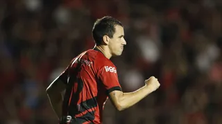 Pablo fala sobre responsabilidade de substituir Vitor Roque no Athletico