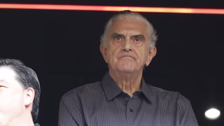 As desculpas de Mario Celso Petraglia lembram as carpideiras