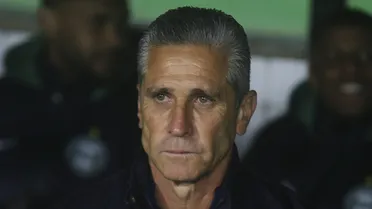 Jorginho admite atuação ruim, mas ressalta confiança no acesso do Coritiba