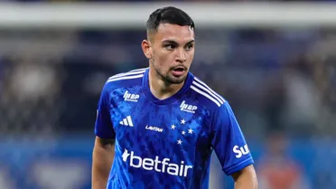 Athletico encaminha volante gringo em terceiro negócio com o Cruzeiro na janela