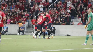 Athletico provocou o discreto olhar da burguesia esportiva
