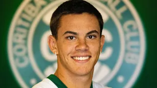Quanto o Coritiba vai faturar com saída de JP Chermont, vendido pelo Santos?