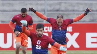 Goleiro Renan é novidade do Paraná para “decisão”; veja provável time