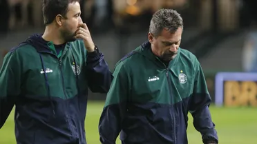 Técnico do Coritiba relata dificuldades em encontrar reforços: “Não é tão simples”
