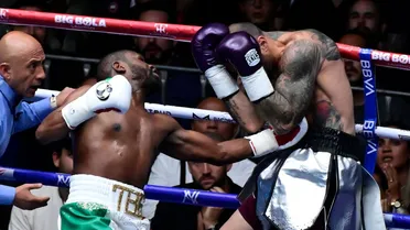 Lenda do boxe anuncia volta à carreira profissional