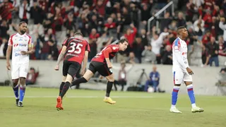Pablo era para sair, ficou e evitou a derrota do Furacão