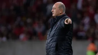 Felipão fala em “juntar os caquinhos” e põe G6 como maior propósito do Athletico