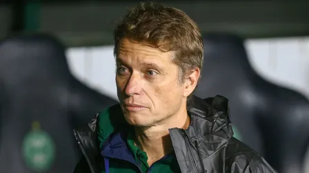 Seabra desabafa e explica por que Coritiba sofreu pressão da lanterna Chapecoense