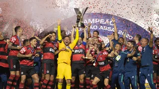 Flamengo perde para o São Paulo, mas é o campeão brasileiro de 2020