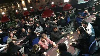Casa de poker em Curitiba fecha as portas