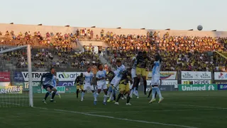 Cascavel vence o Londrina, que perde invencibilidade, e embola classificação