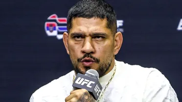 Poatan revela plano para voltar ao UFC antes de disputar cinturão