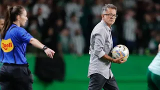 Revoltado, Osorio detona nível do Atletiba e atuação do Athletico: “Muito fraco”