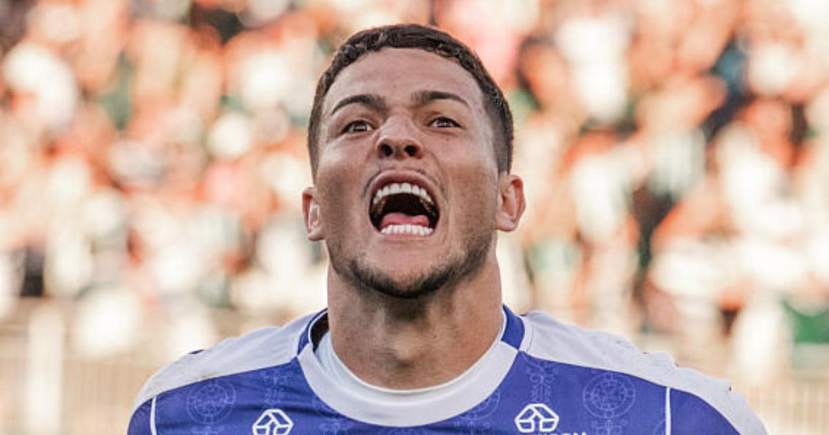 Destaque do Coritiba, goleiro Pedro Rangel entra em seleção do mês de abril