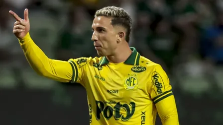 Atacante revelado pelo Coritiba troca clube do Brasileirão para brigar pelo acesso