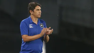 Botafogo decide o título antecipadamente em casa
